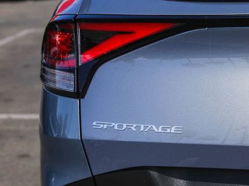 Certified 2023 Kia Sportage EX image 11