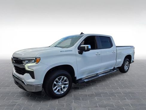 Used 2024 Chevrolet Silverado 1500 LT w/ Max Trailering Package AWD/4WD image 3