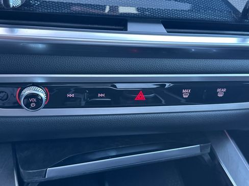 New 2026 BMW X5 xDrive40i w/ M Sport Package image 18