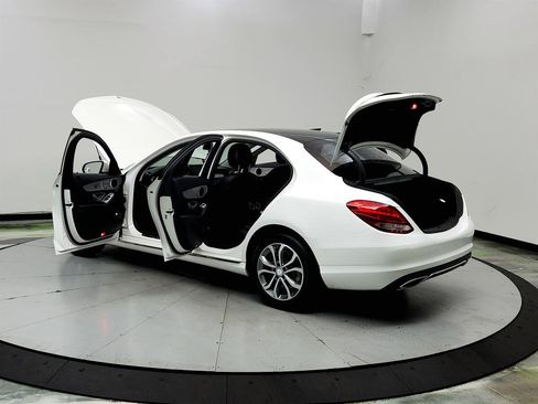 Used 2016 Mercedes-Benz C 300 4MATIC Sedan image 12