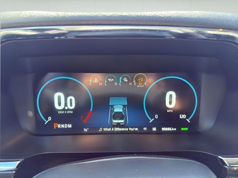 Used 2022 Ford F150 Lariat w/ Equipment Group 502A High AWD/4WD image 12