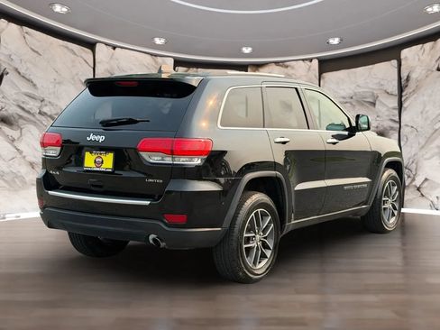Used 2018 Jeep Grand Cherokee Limited AWD/4WD image 5