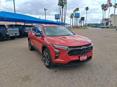New 2026 Chevrolet Trax RS w/ Driver Confidence Package FWD image 1