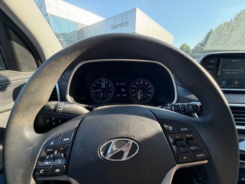 Used 2020 Hyundai Tucson Value w/ Winter Weather Package AWD/4WD image 10