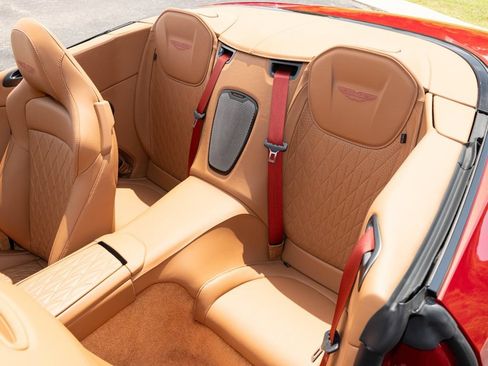 Used 2025 Aston Martin DB12 Convertible RWD image 40