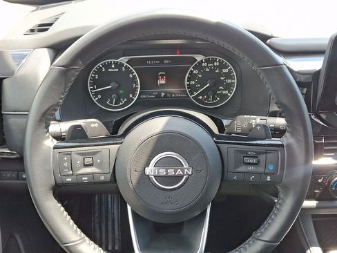 Certified 2023 Nissan Pathfinder SV w/ SV Premium Package AWD/4WD image 19