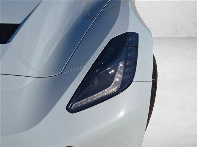Used 2019 Chevrolet Corvette Stingray Coupe w/ Carbon Flash Badge Package RWD image 4