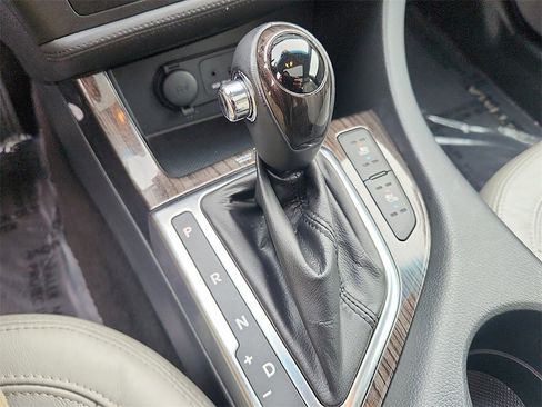 Used 2011 Kia Optima EX w/ Premium Pkg image 15