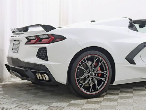 Used 2023 Chevrolet Corvette Stingray Premium Conv w/ Z51 Performance Package RWD image 10