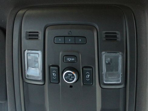 Used 2021 Chevrolet Suburban Z71 w/ Z71 Off-Road Package image 26