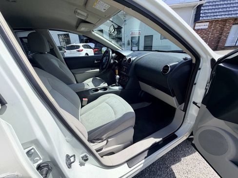 Used 2011 Nissan Rogue S AWD/4WD image 42