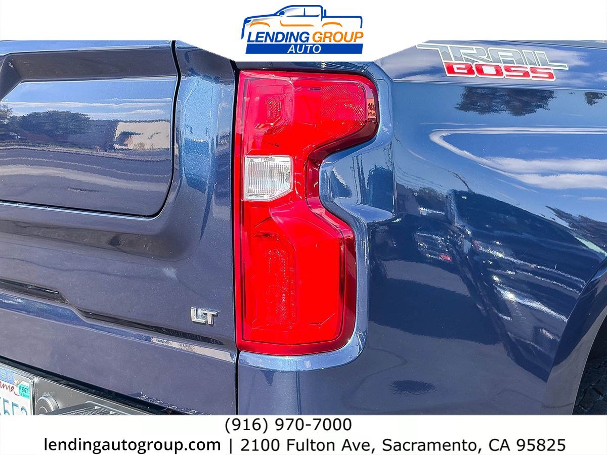 Used 2021 Chevrolet Silverado 1500 LT Trail Boss w/ Convenience Package II AWD/4WD image 8
