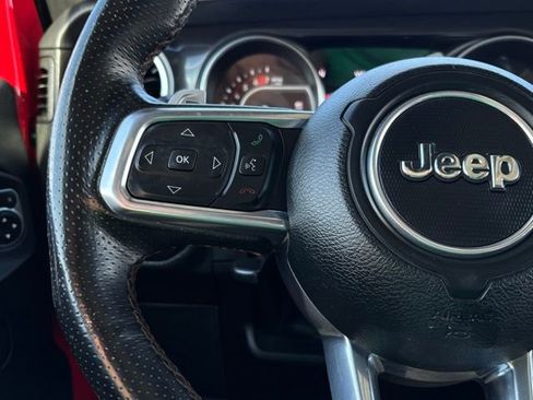 Certified 2022 Jeep Wrangler Unlimited Rubicon w/ Xtreme Recon 35" Tire Package image 35