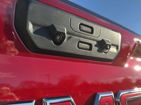 New 2026 GMC Sierra 1500 SLT w/ SLT Premium Plus Package image 11