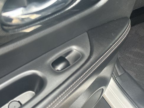 Used 2016 Nissan Rogue SL AWD/4WD image 30