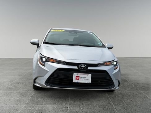 Used 2023 Toyota Corolla LE FWD image 8