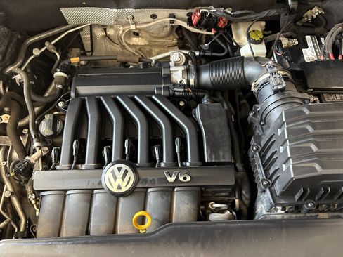 Used 2021 Volkswagen Atlas SE w/ Panoramic Sunroof Package AWD/4WD image 33