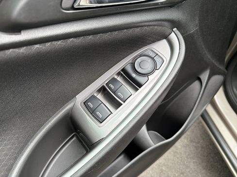 Used 2024 Chevrolet Malibu LT FWD image 15