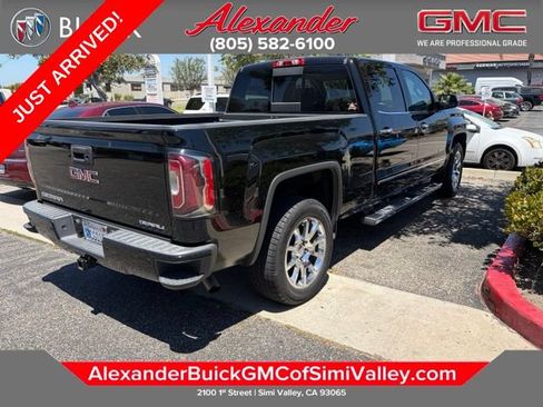 Used 2018 GMC Sierra 1500 Denali AWD/4WD image 3