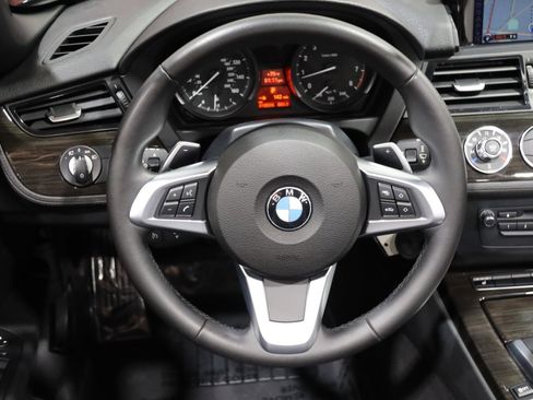 Used 2016 BMW Z4 sDrive28i image 44