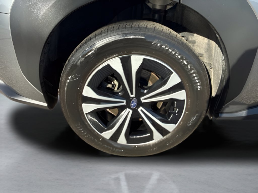 Used 2024 Subaru Solterra AWD/4WD image 32