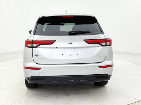 Used 2024 Mitsubishi Outlander Ralliart image 3