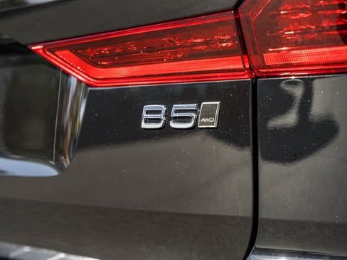 New 2026 Volvo XC60 B5 Plus w/ Protection Package Premier image 7