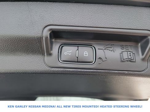 Used 2022 Ford Explorer Limited w/ Equipment Group 301A image 48