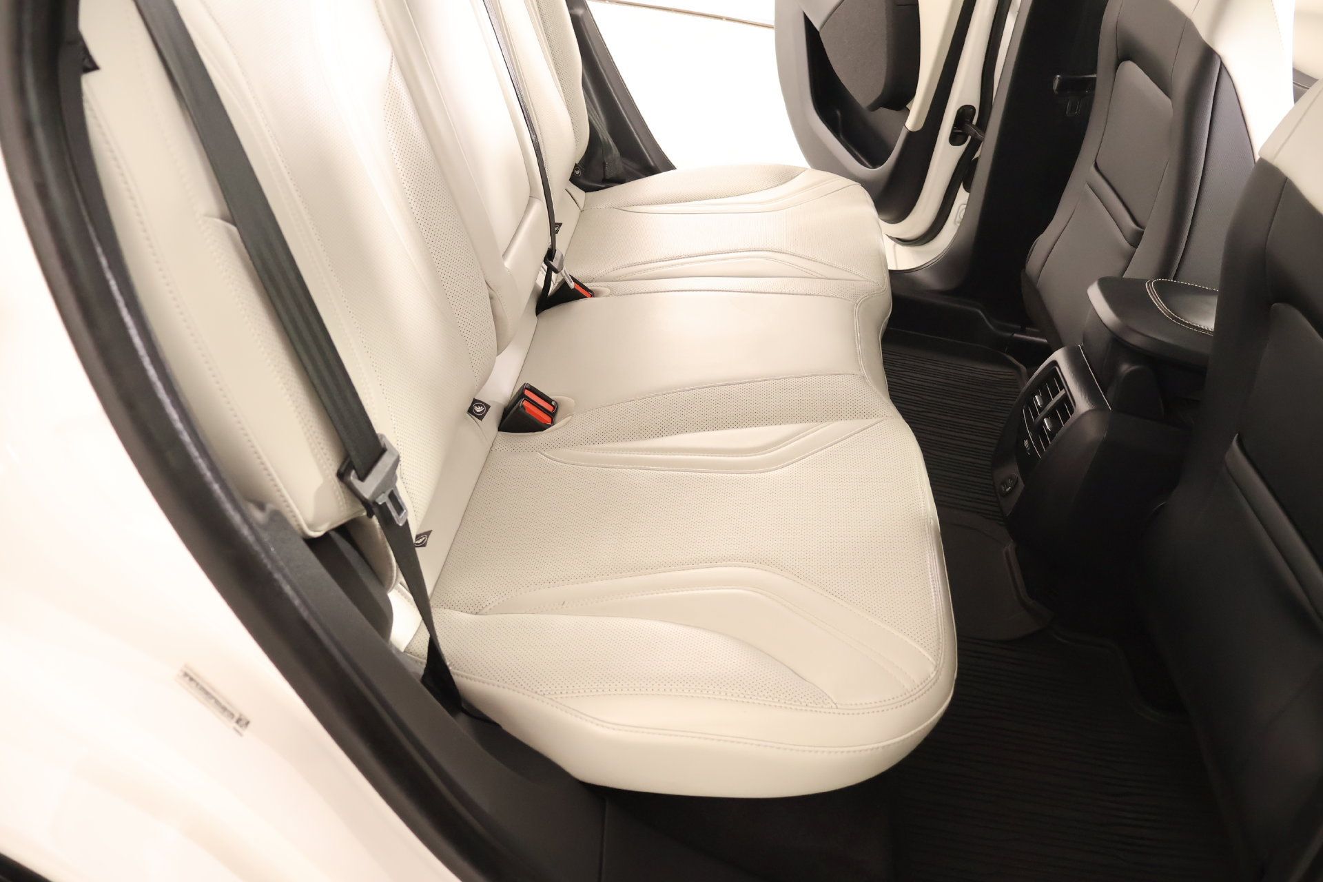 Used 2023 Ford Mustang Mach-E Premium RWD image 15