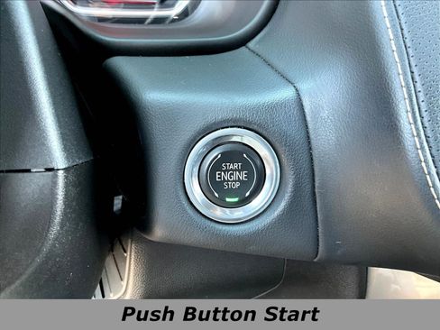 Used 2021 Chevrolet Tahoe Premier AWD/4WD image 39