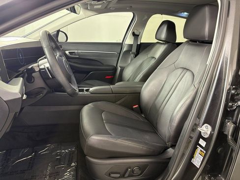 Used 2025 Hyundai Sonata Limited image 16