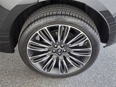 Used 2020 Land Rover Range Rover Velar R-Dynamic HSE image 9