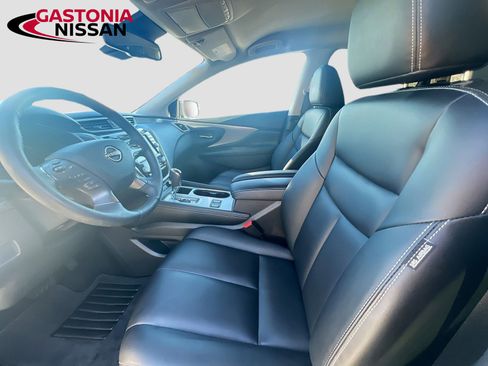 Used 2024 Nissan Murano SV w/ SV Midnight Edition Package image 27