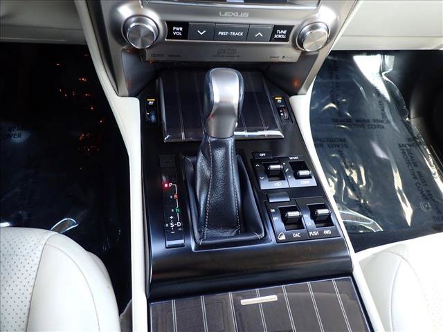 Used 2020 Lexus GX 460 Luxury w/ Accessory Package AWD/4WD image 21