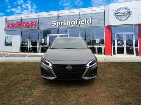 New 2025 Nissan Altima 2.5 SL image 2