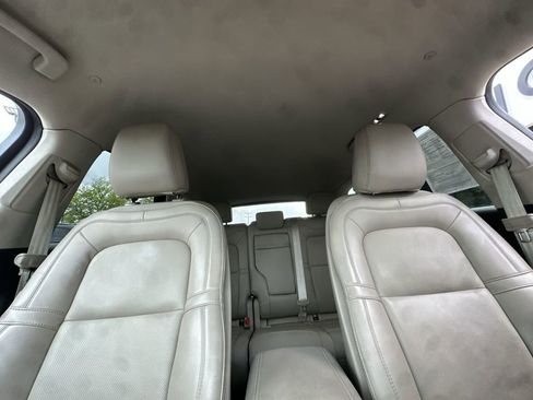 Used 2022 Lincoln Corsair Reserve w/ Elements Package AWD/4WD image 16