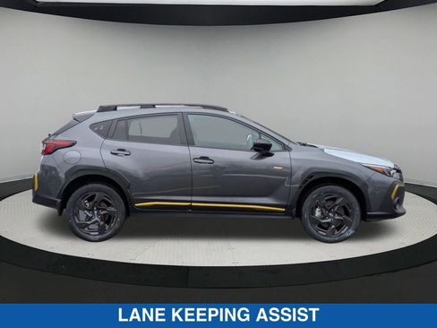 Used 2025 Subaru Crosstrek 2.5i Sport AWD/4WD image 2