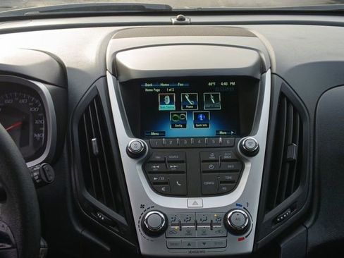 Used 2017 Chevrolet Equinox LS image 12