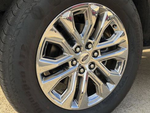 New 2025 Ford F150 Lariat w/ Equipment Group 502A High image 9