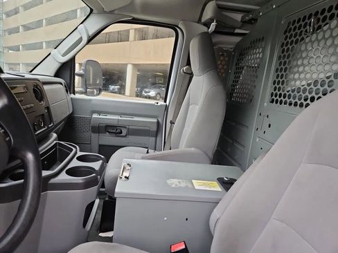 Used 2012 Ford E-150 and Econoline 150 w/ PWR Group image 13