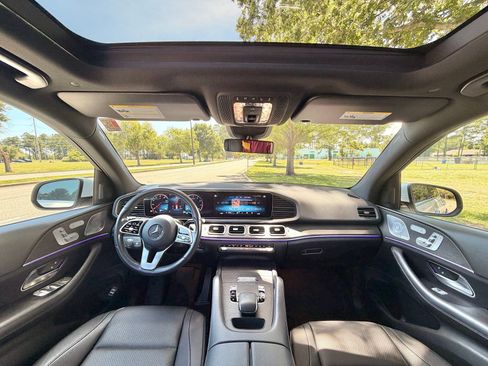 Used 2020 Mercedes-Benz GLE 350 4MATIC image 2