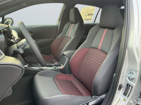 Used 2026 Toyota Corolla SE FWD image 10