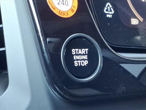 New 2026 Porsche Cayenne GTS image 16