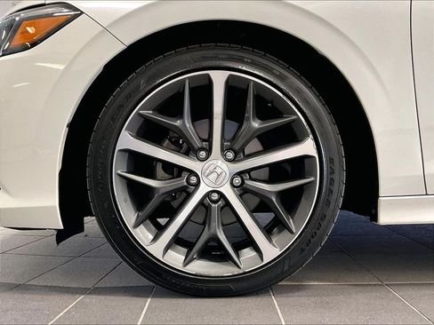 Used 2023 Honda Civic Touring image 7