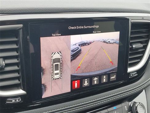New 2026 Chrysler Pacifica Select image 25
