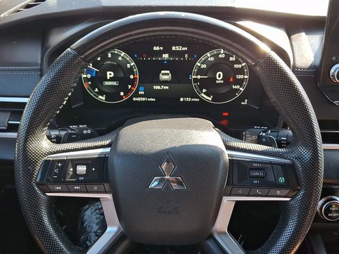 Used 2023 Mitsubishi Outlander SE AWD/4WD image 20