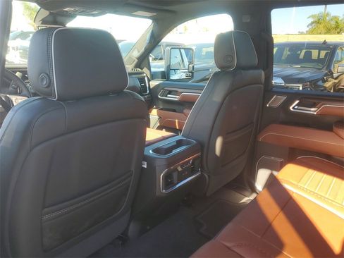 New 2026 GMC Sierra 3500 Denali Ultimate image 8