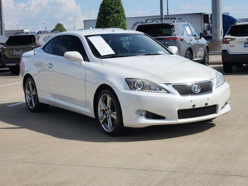 Used 2013 Lexus IS 250C w/ Luxury Pkg RWD image 3