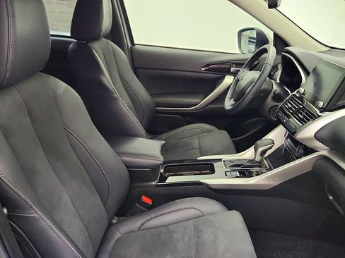 Used 2022 Mitsubishi Eclipse Cross SE FWD image 24