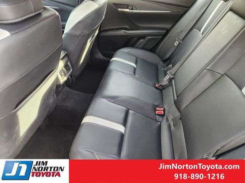 Used 2025 Toyota Camry SE image 32